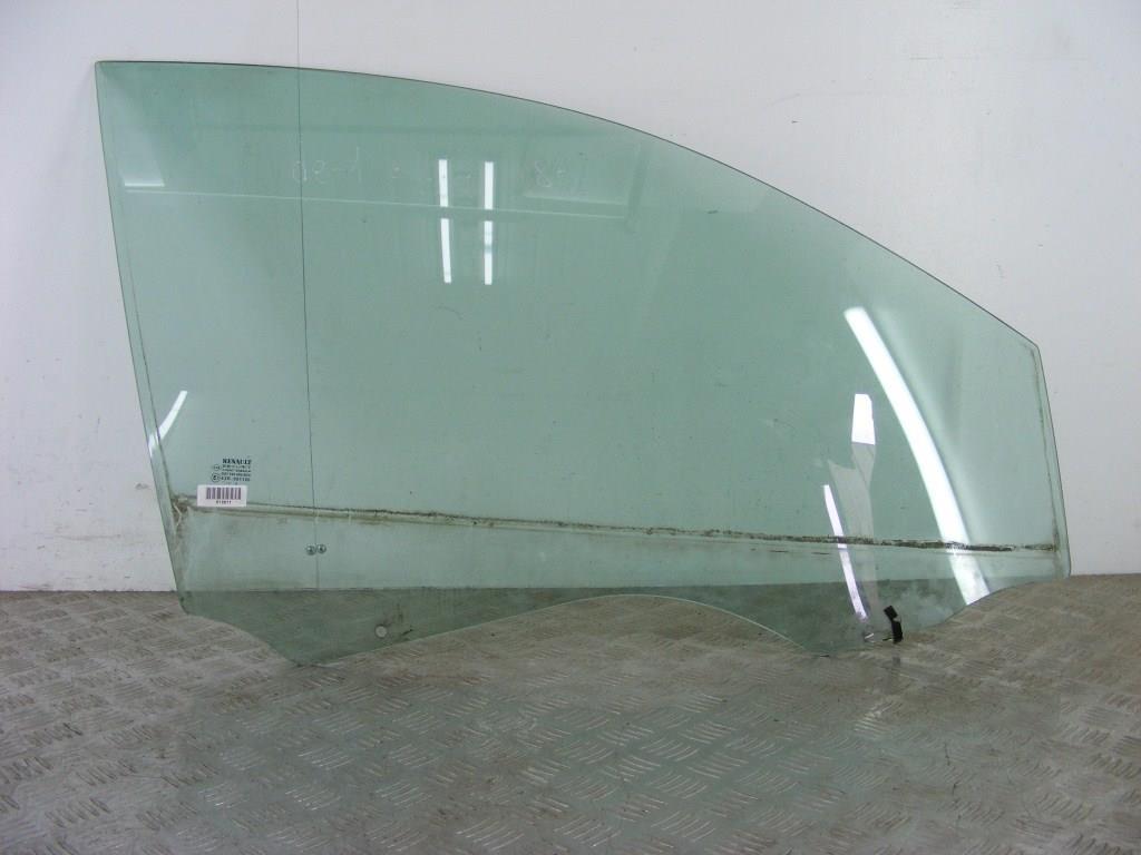 Стекло двери передней правой Renault Megane 2 (2002-2008)