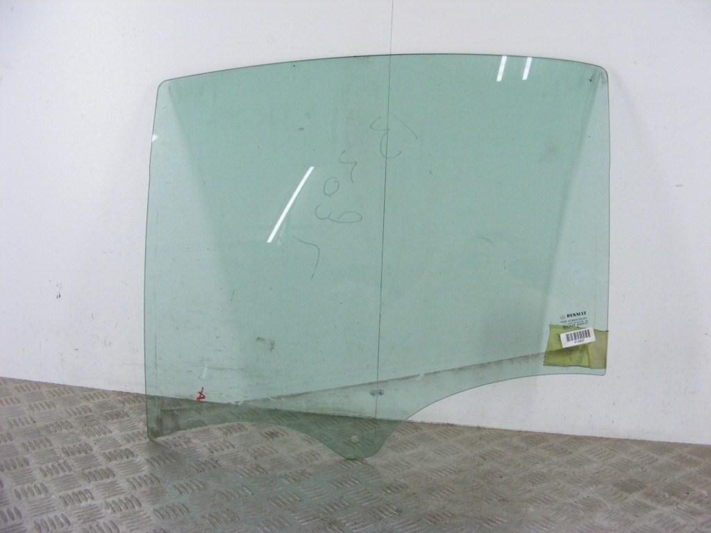Стекло двери задней левой