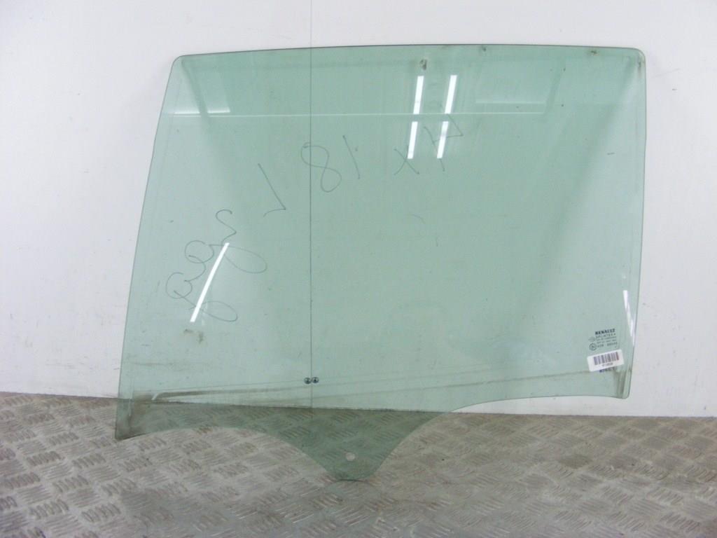Стекло двери задней левой