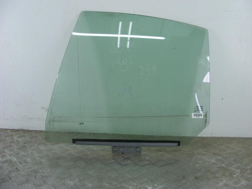 Стекло двери задней левой