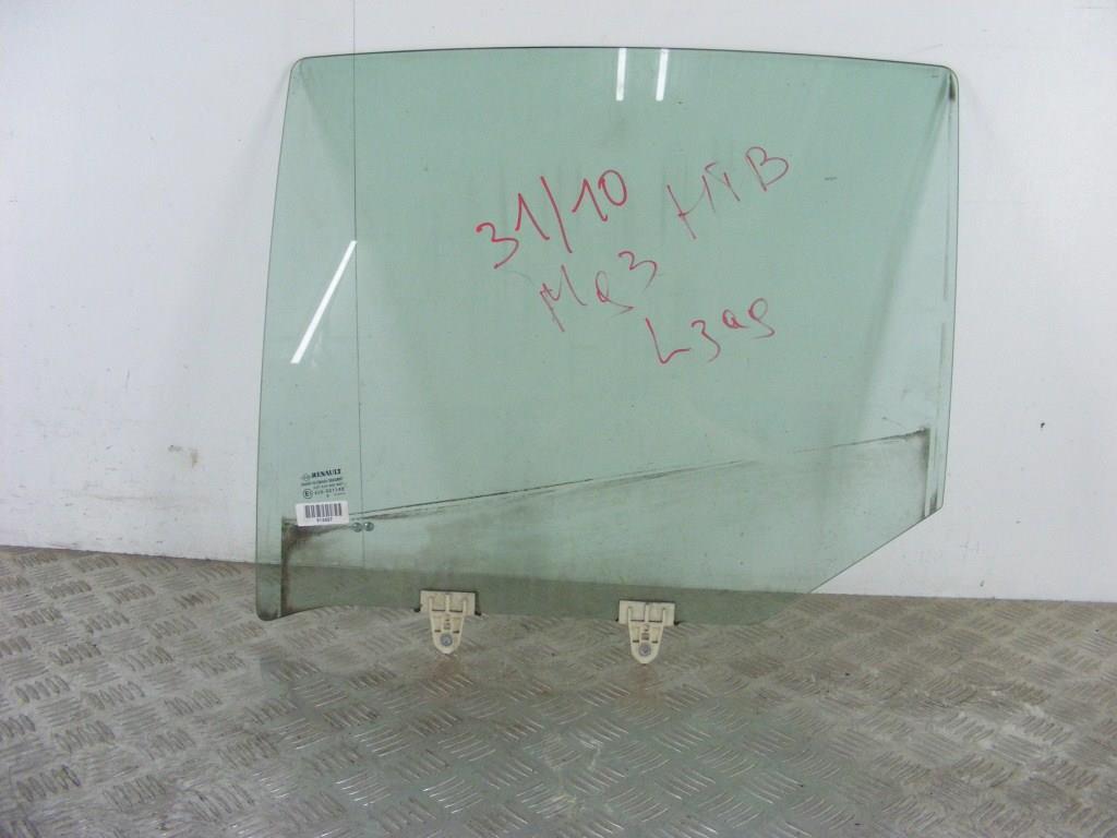 Стекло двери задней левой