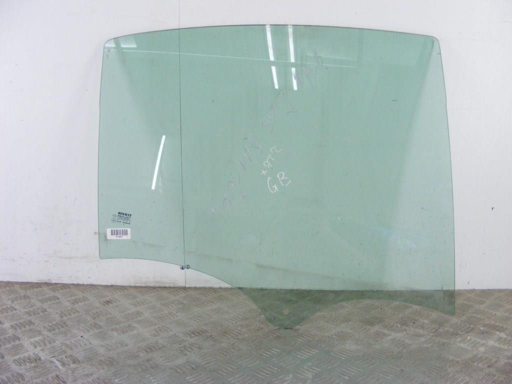 Стекло двери задней правой