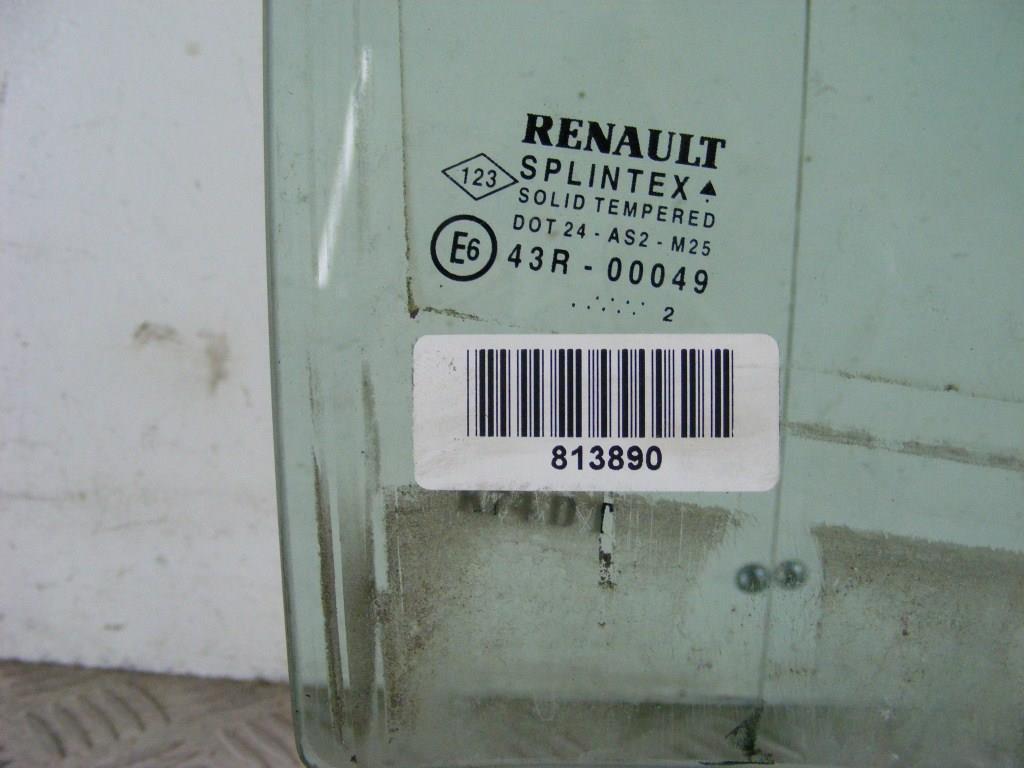 Стекло двери задней правой