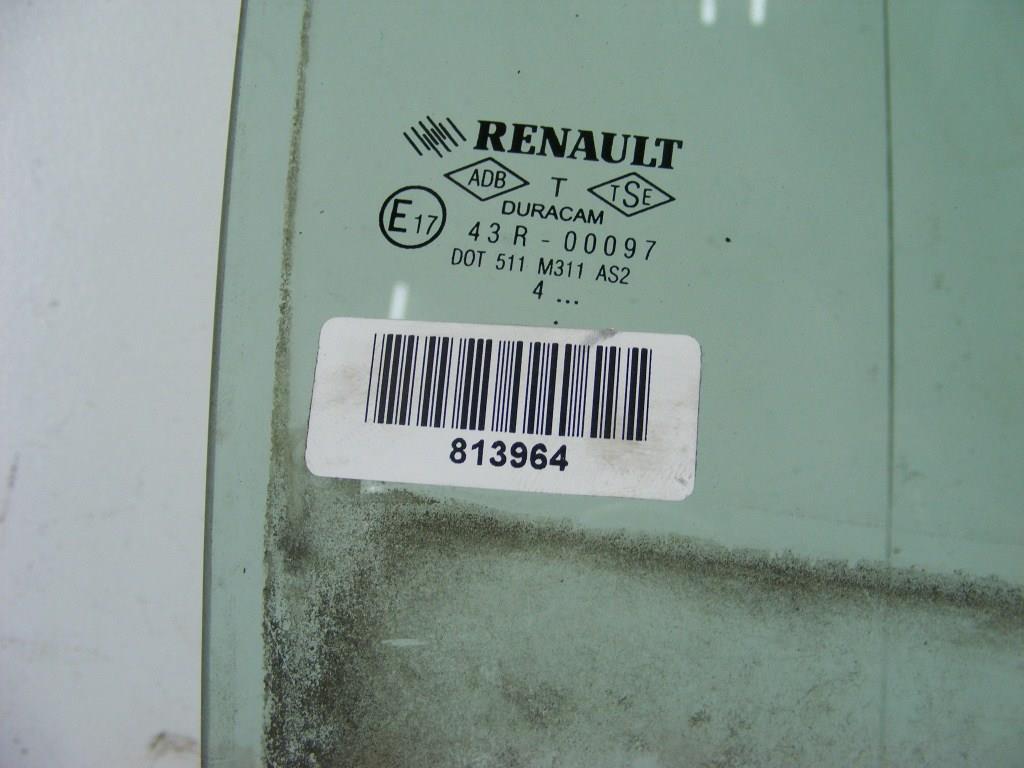 Стекло двери задней правой