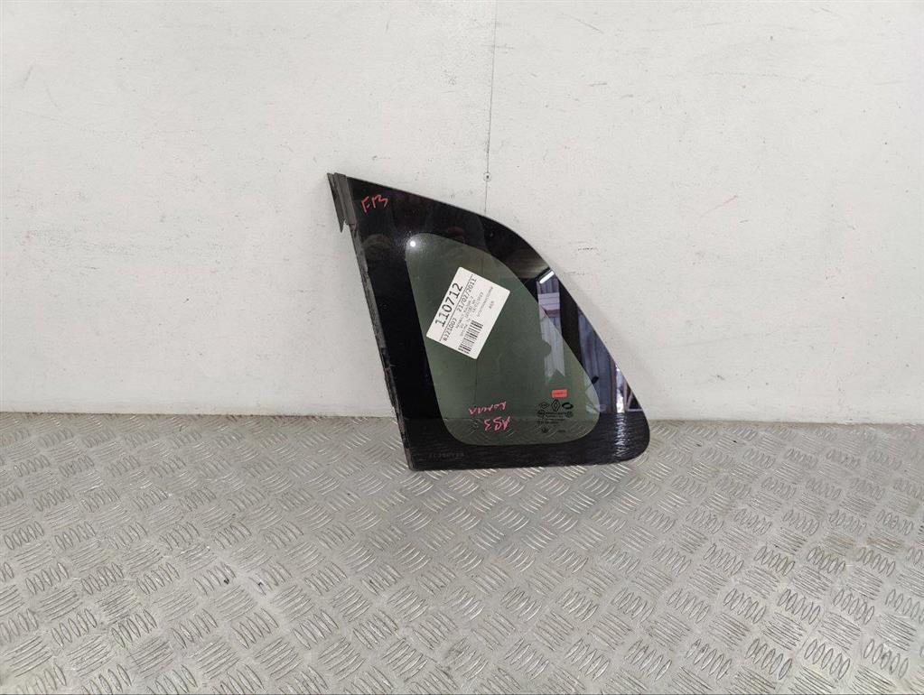 Стекло кузовное боковое левое