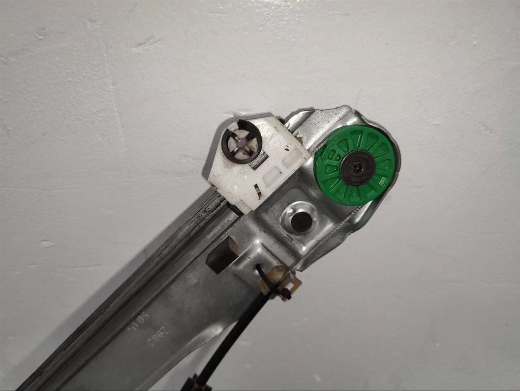 Стеклоподъемник электрический передний левый