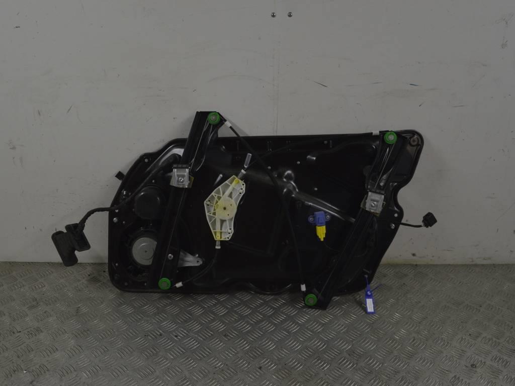 Стеклоподъемник электрический передний левый