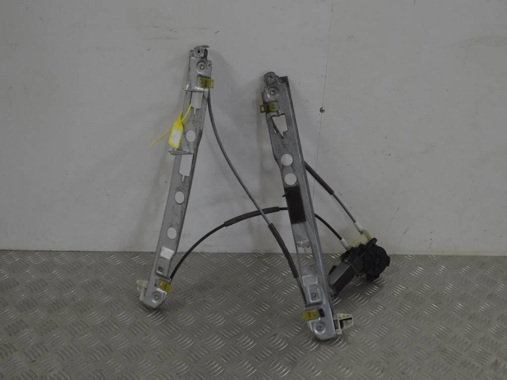 Стеклоподъемник электрический передний правый Renault Megane 2 (2002-2008)