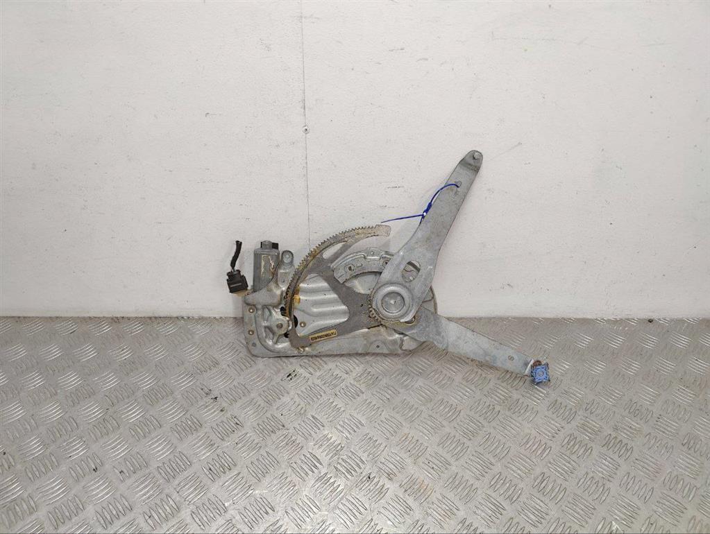 Стеклоподъемник электрический передний правый