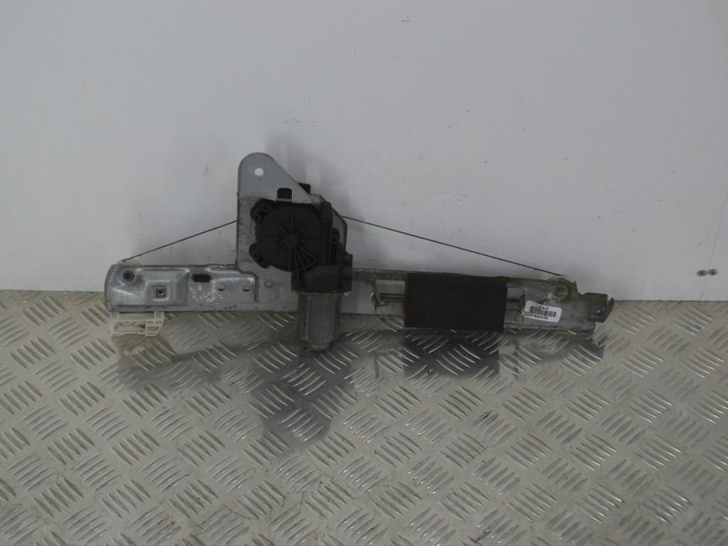 Стеклоподъемник электрический задний левый