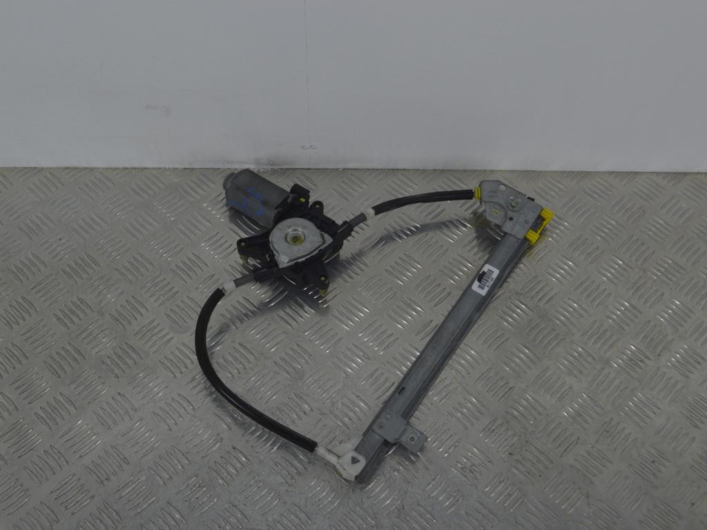 Стеклоподъемник электрический задний левый Renault Scenic 1 (1996-2003)