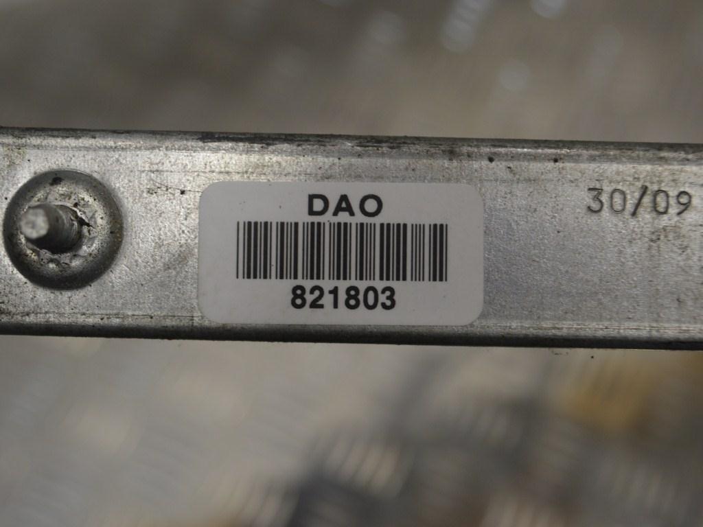 Стеклоподъемник электрический задний левый