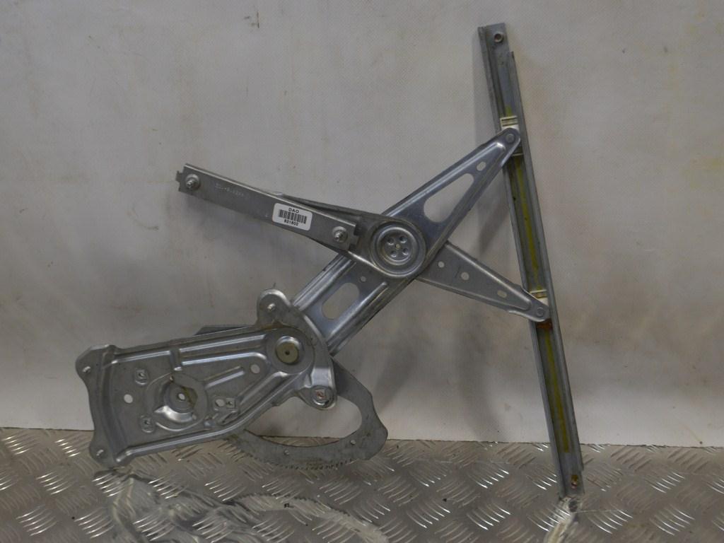 Стеклоподъемник электрический задний левый