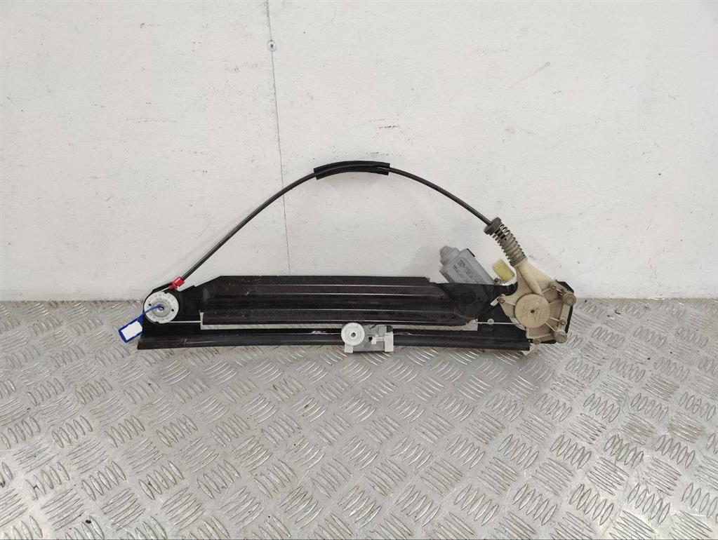 Стеклоподъемник электрический задний левый