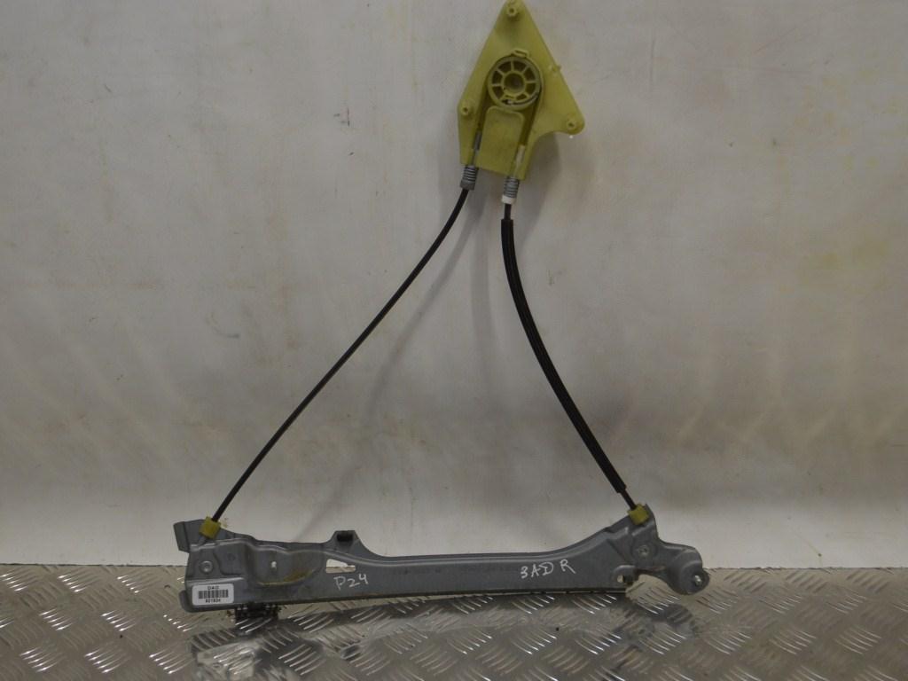 Стеклоподъемник электрический задний правый