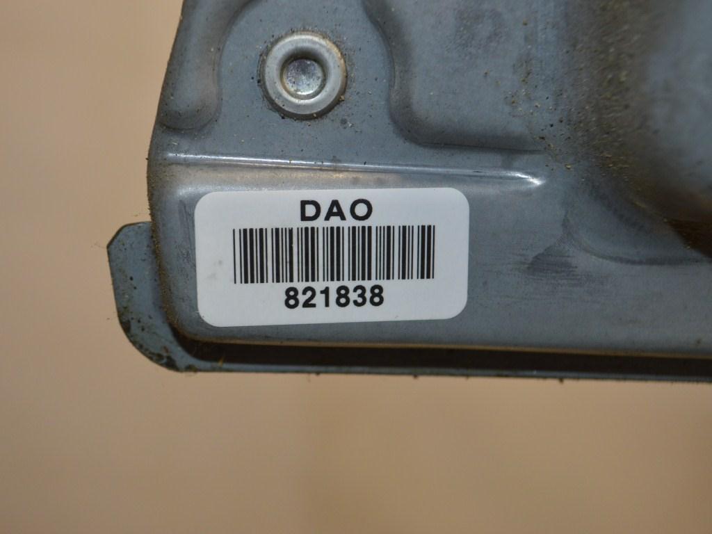 Стеклоподъемник электрический задний правый