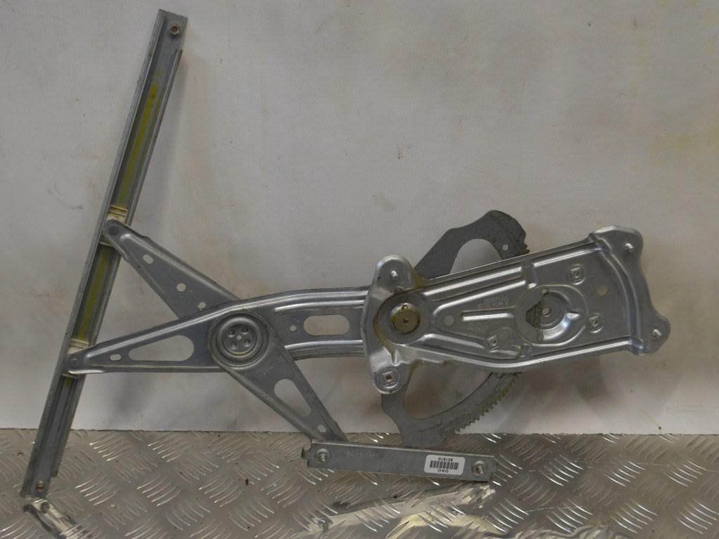 Стеклоподъемник электрический задний правый