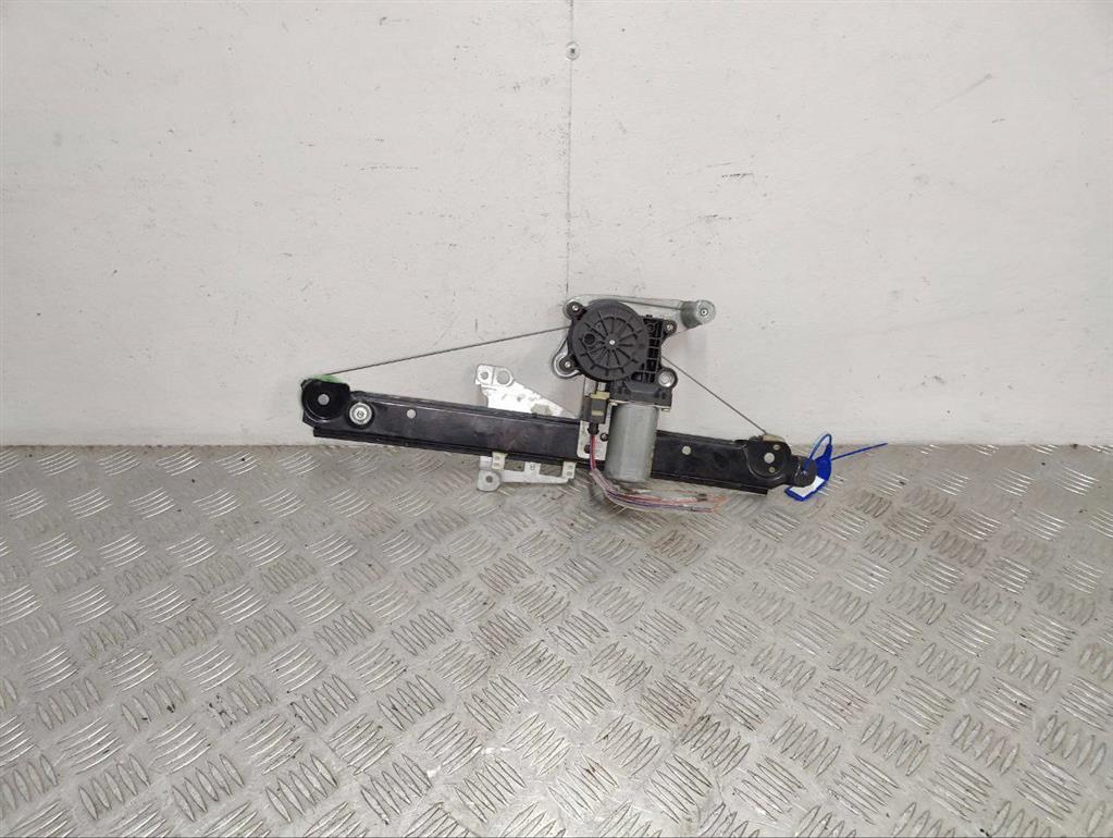 Стеклоподъемник электрический задний правый