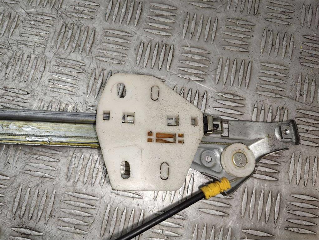 Стеклоподъемник задний левый