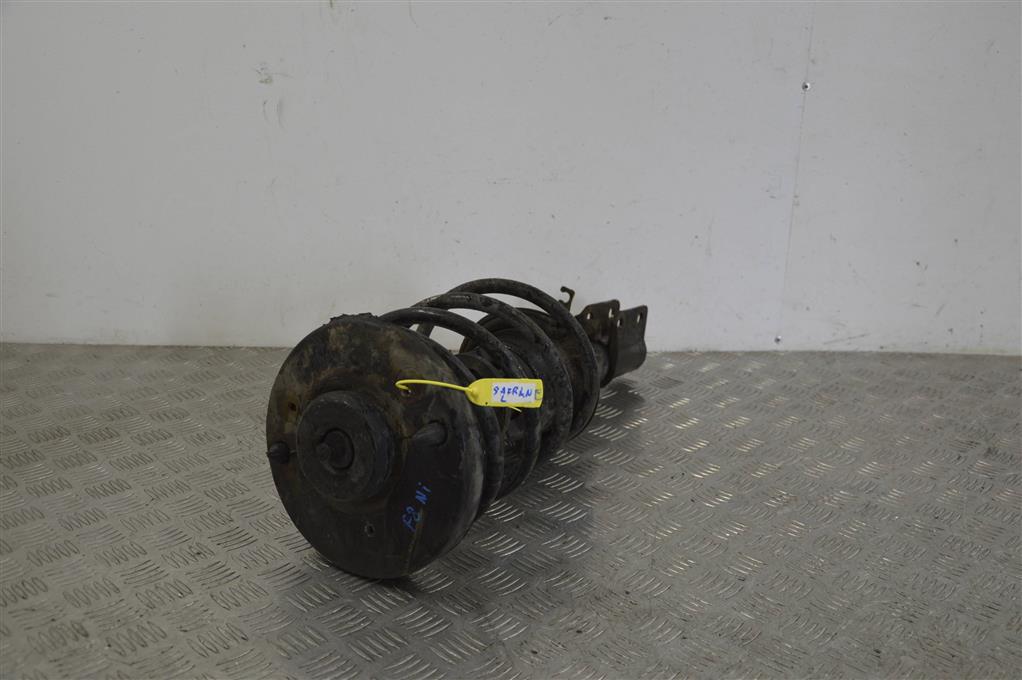 Стойка передняя левая Renault Safrane (1992-2000)