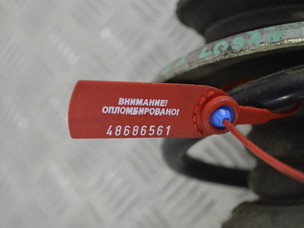 Стойка передняя левая