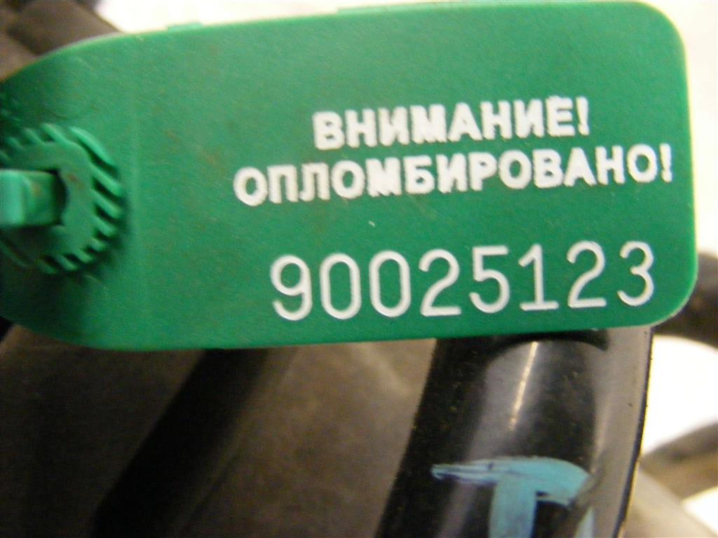 Стойка передняя левая