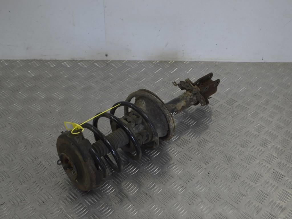 Стойка передняя правая Renault Megane 1 (1996-2002)