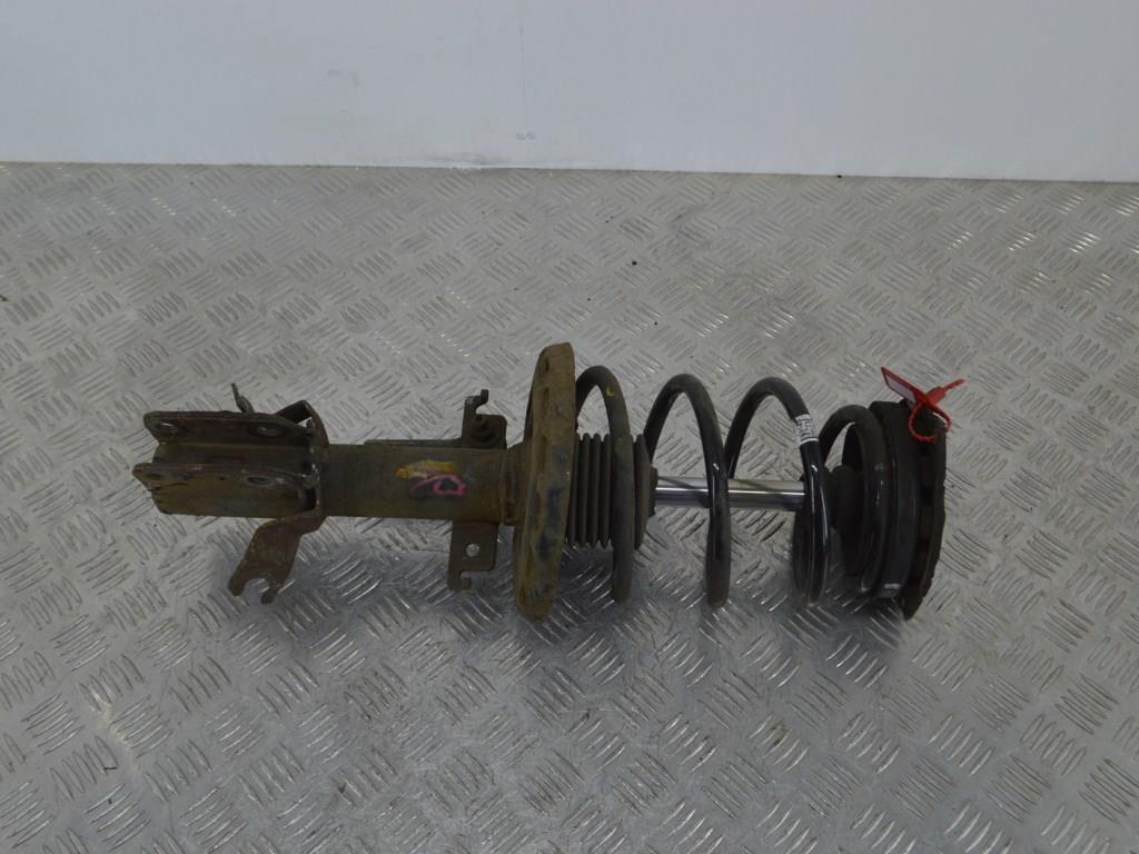 Стойка передняя правая Renault Megane 3 (2008-2019)