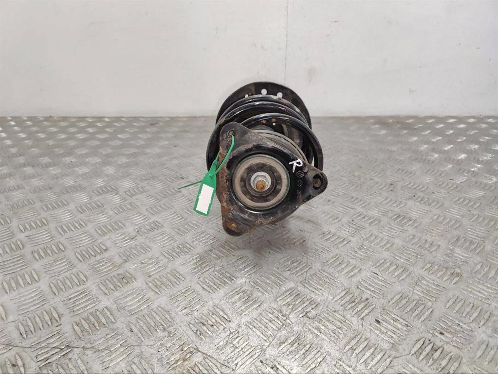 Стойка передняя правая