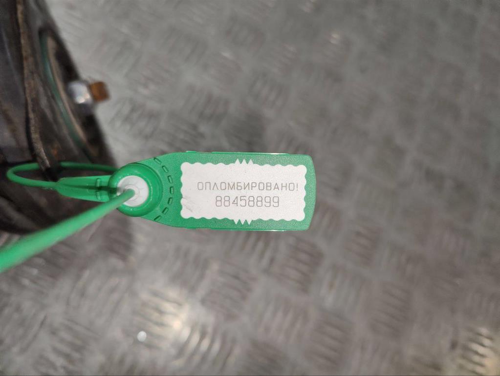 Стойка передняя правая