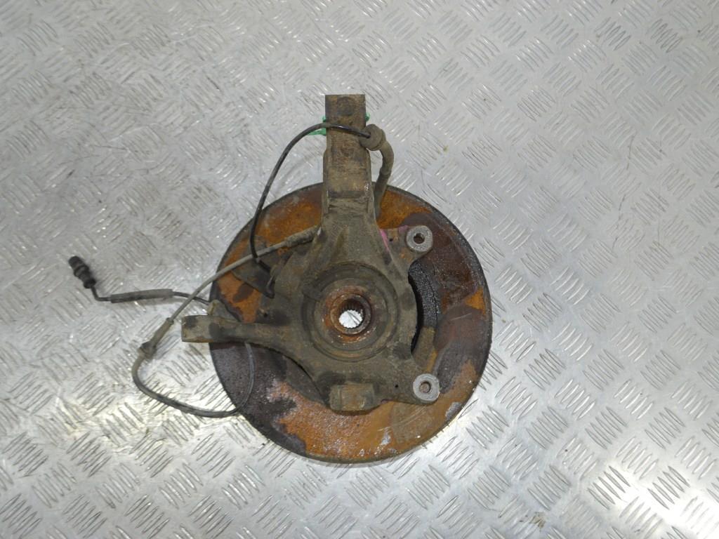 Ступица передняя левая