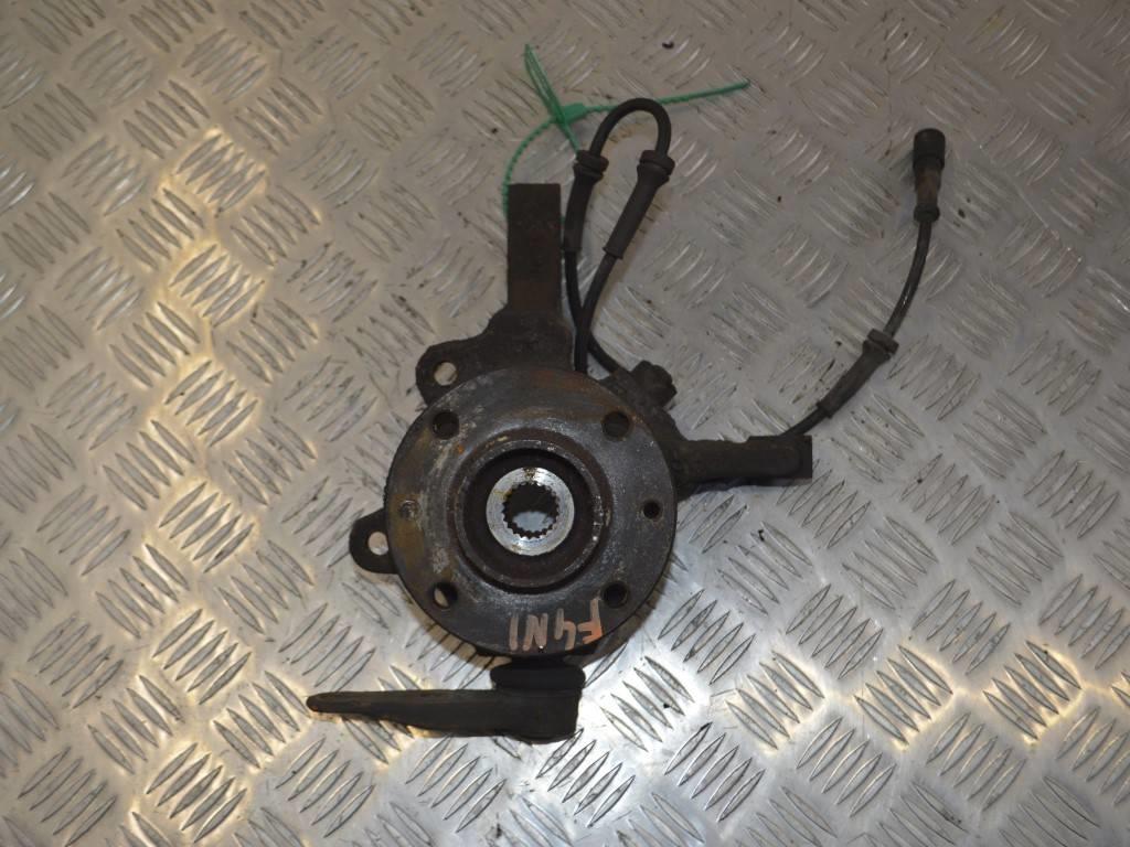 Ступица передняя левая