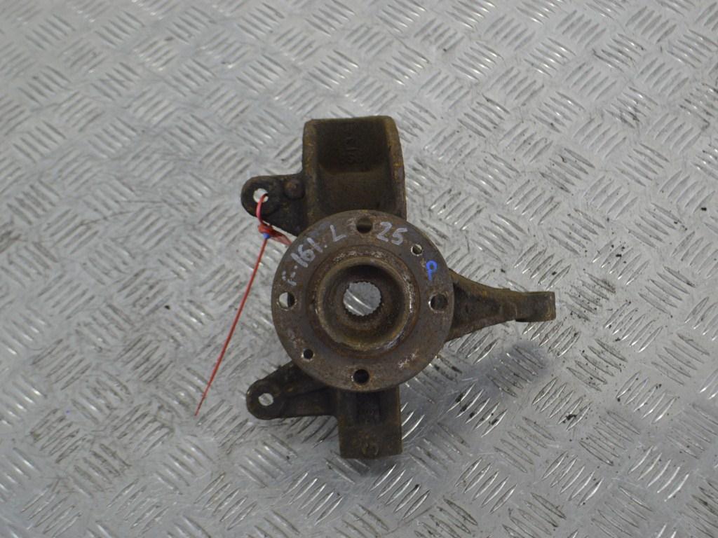 Ступица передняя левая Renault Megane 2 (2002-2008)