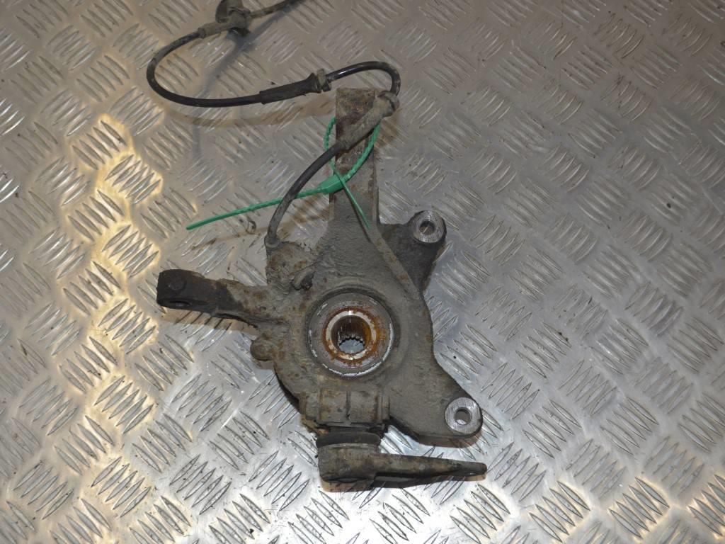 Ступица передняя левая Renault Scenic 1 (1996-2003)