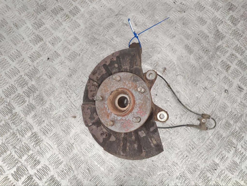 Ступица передняя левая