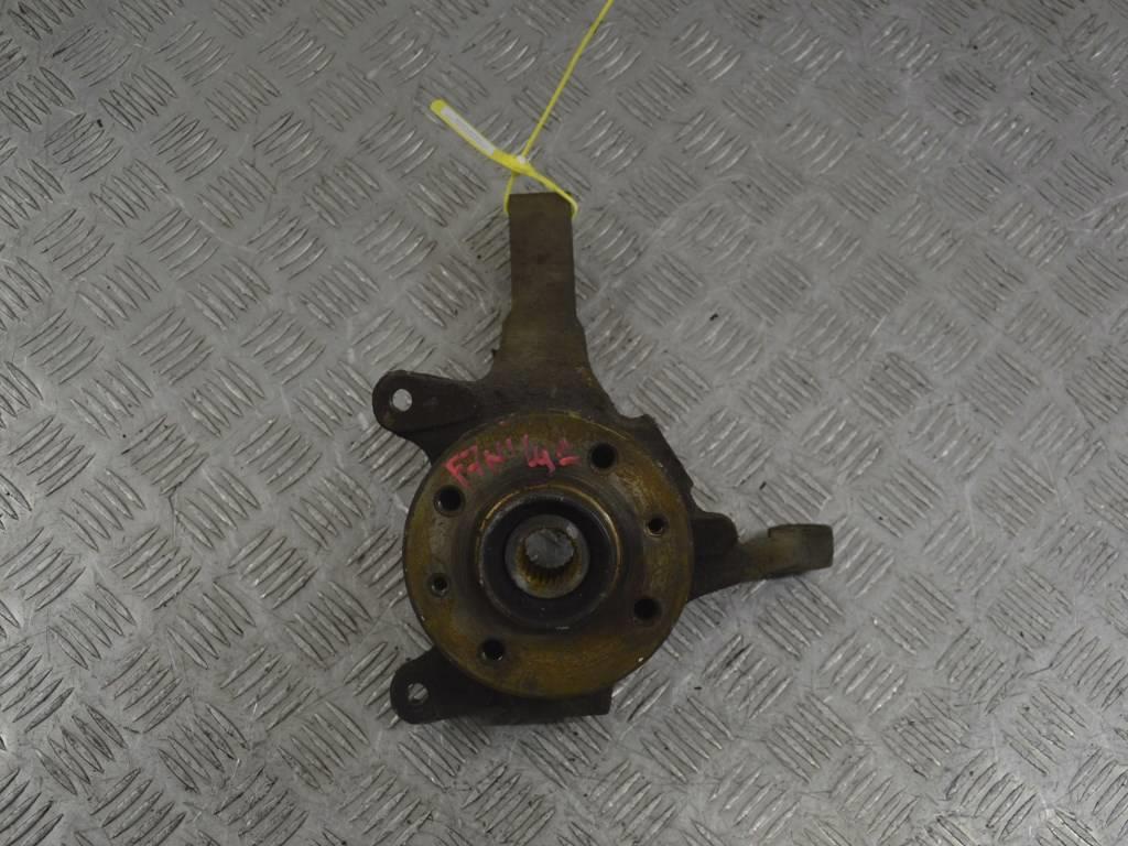 Ступица передняя левая