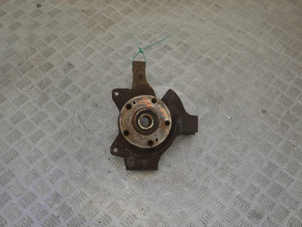 Ступица передняя левая