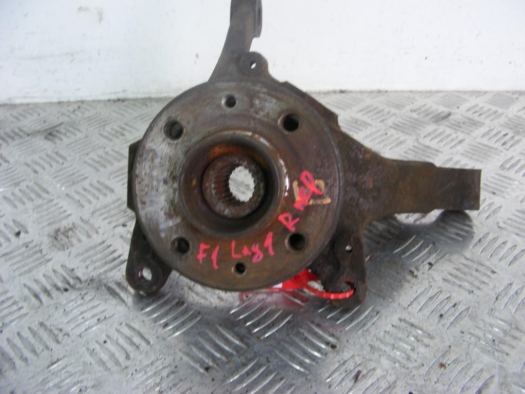 Ступица передняя правая