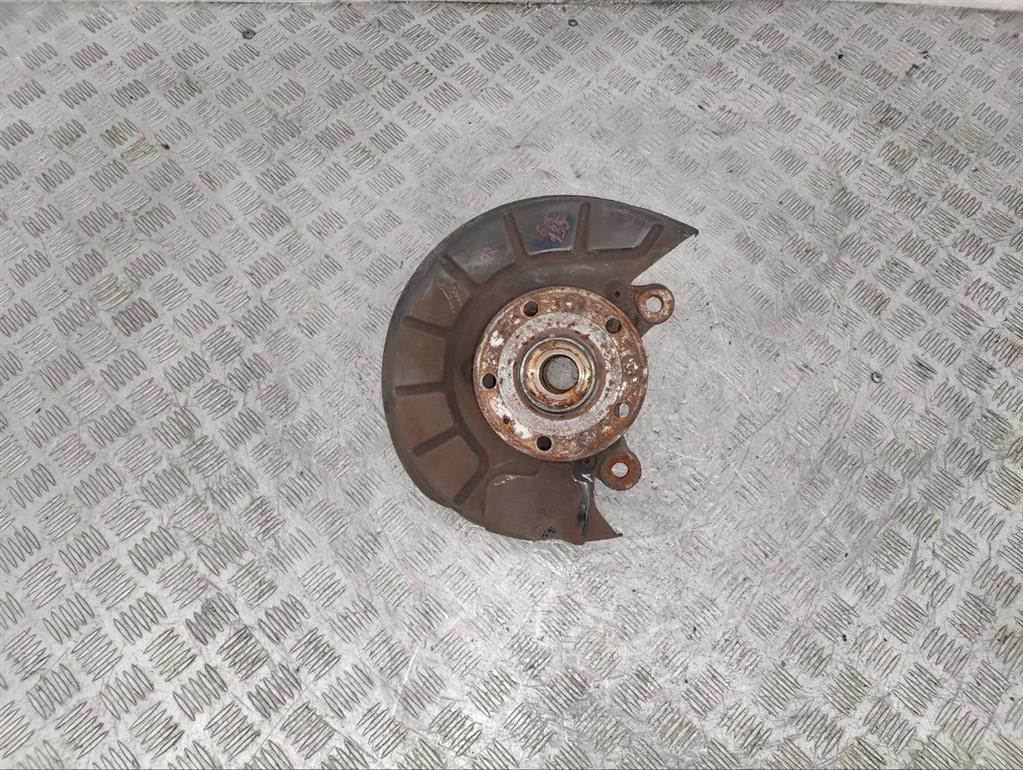 Ступица передняя правая