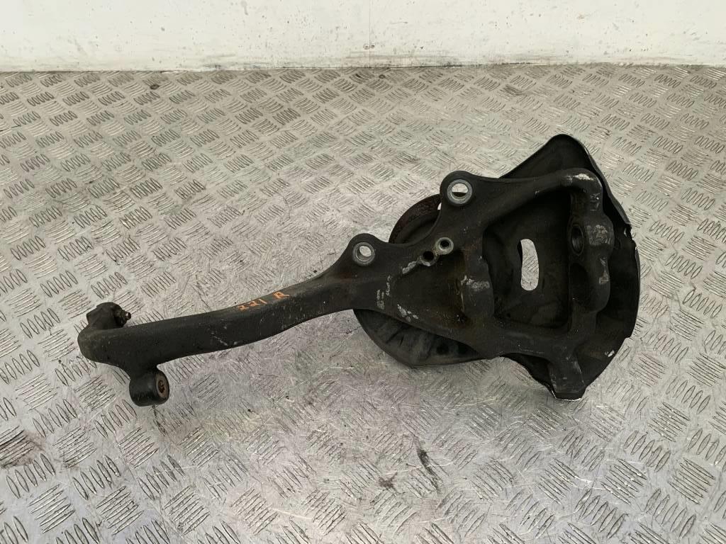 Ступица передняя правая