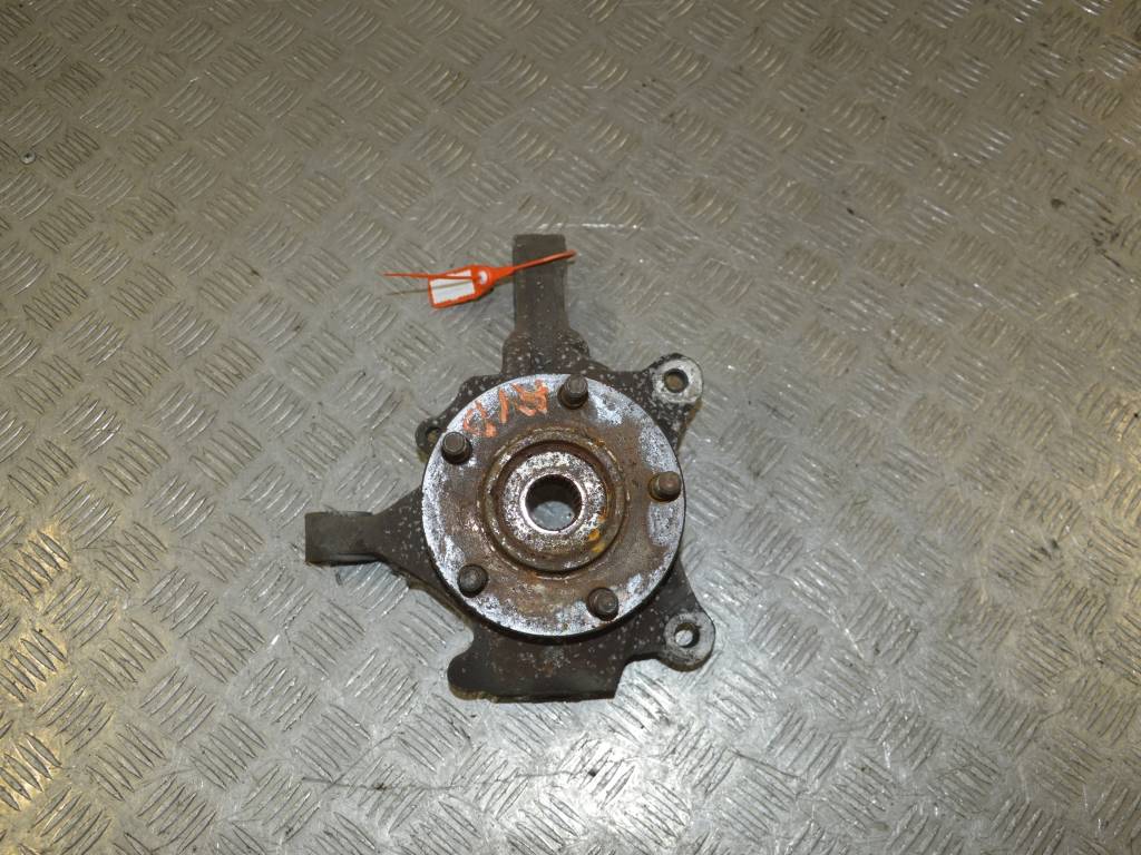 Ступица передняя правая