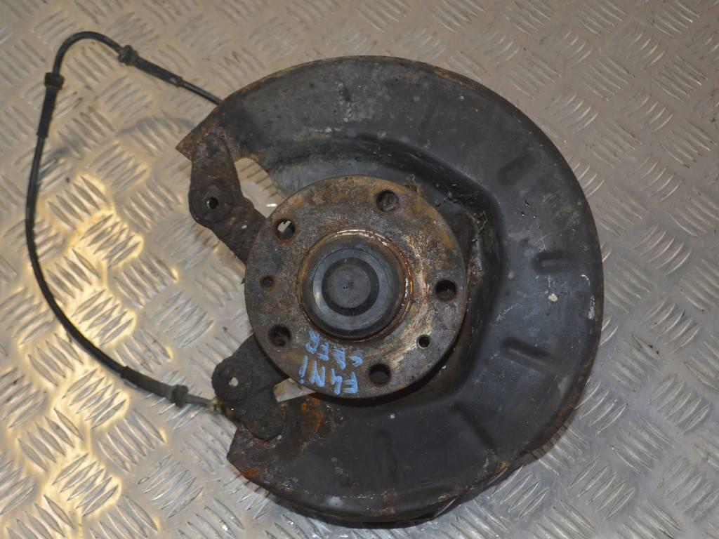 Ступица задняя левая Renault Safrane (1992-2000)