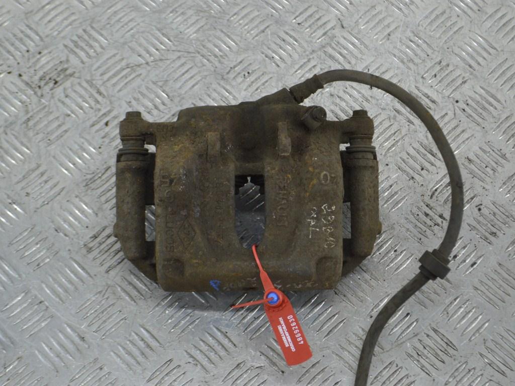 Суппорт передний левый Renault Espace 3 (1996-2002)