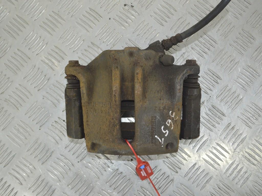 Суппорт передний левый Renault Megane 2 (2002-2008)