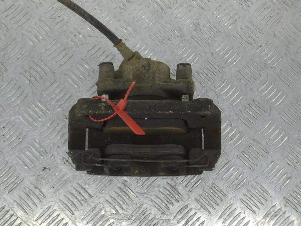 Суппорт передний левый Renault Megane 3 (2008-2019)