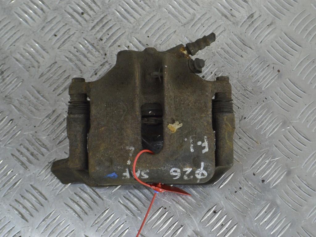 Суппорт передний левый Renault Safrane (1992-2000)