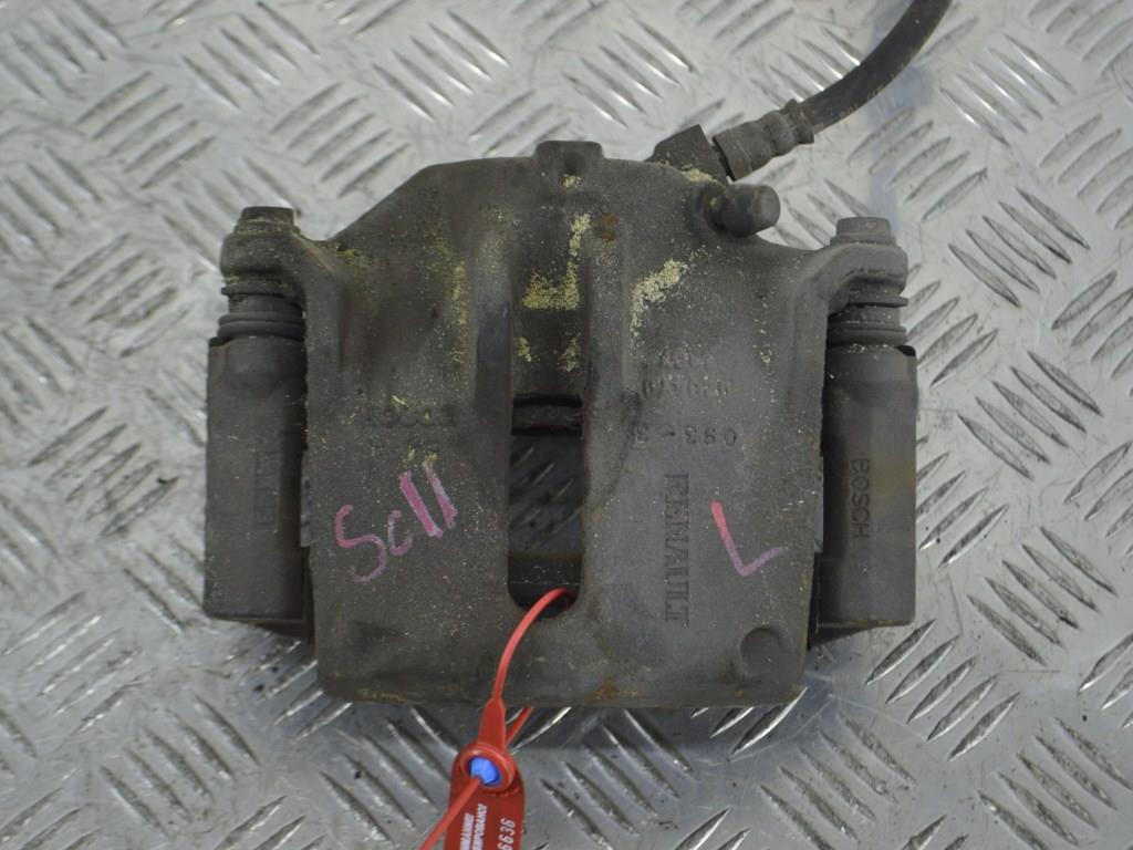 Суппорт передний левый Renault Scenic 2 (2003-2009)