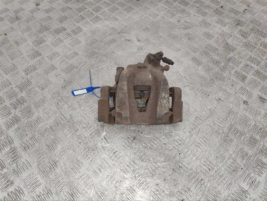 Суппорт передний левый