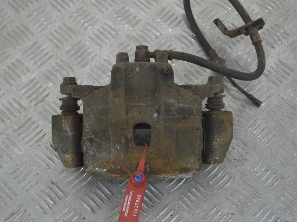 Суппорт передний левый