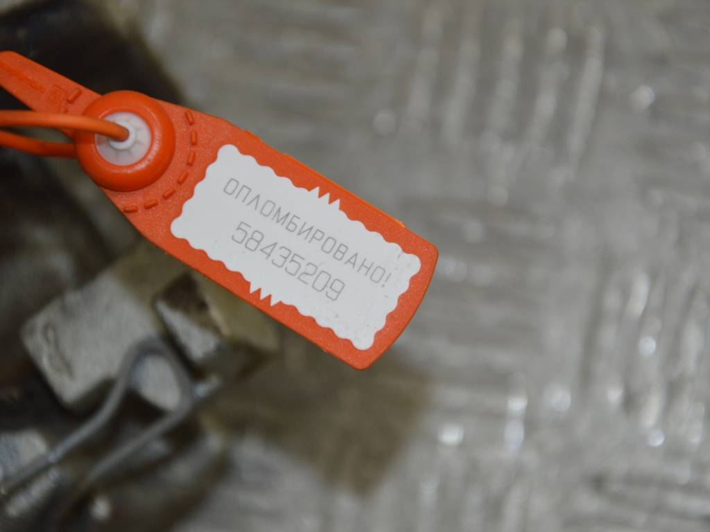 Суппорт передний левый